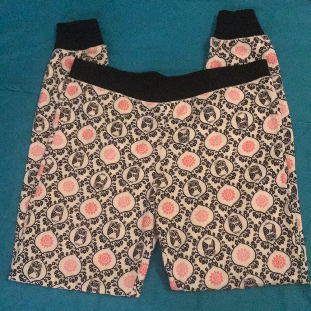 Owl print bottoms, size L
